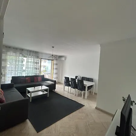 Le Président 100 M De La Appartement *