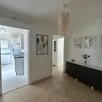 Apartment Le President 100 M De La