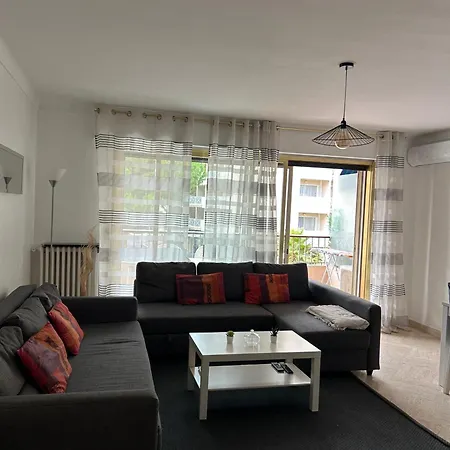 Appartement Le President 100 M De La Antibes